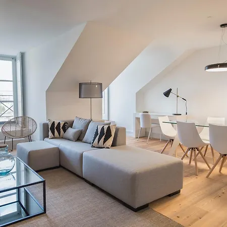 Apartment Downtown - Campo Das Cebolas - Va